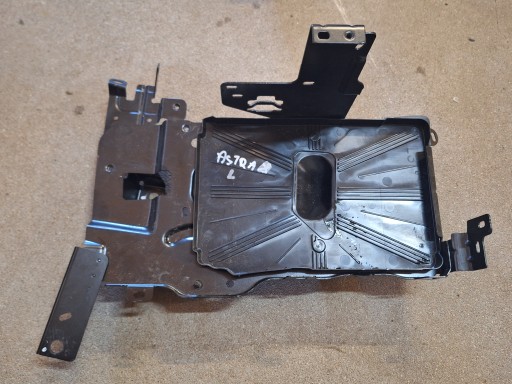 2022R - АККУМУЛЯТОРНАЯ БАЗА OPEL ASTRA L VI 2022 г.