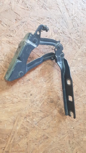 654212105839 - VW GOLF 6 VI COBRIO ПЕРЕДНЯЯ ПЕТЛЯ КАПОТА ПЕРЕДНЯЯ