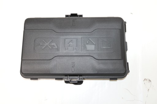 84118694 - Кришка блоку запобіжників opel insignia b