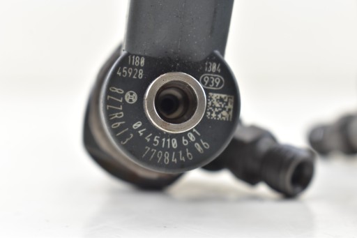 injector BMW E81 E87 E90 E91 X1 E84 2.0 D N47 7798446 0445110601