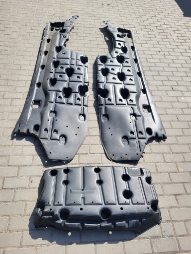 ПІДЙОМНА КРИШКА MASERATI LEVANTE, КОМПЛЕКТ КРИШОК ШАСІ