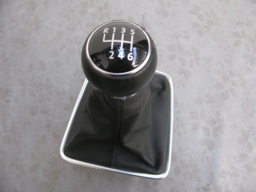 VW GOLF V + 5 PLUS РУЧКА ПЕРЕМИКАННЯ ПЕРЕДАЧ 5M0411456C