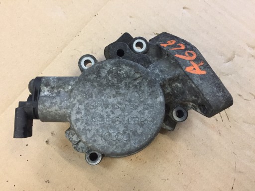 AUDI A6 C6 2.8 fsi корпус топливного насоса 06E103535A