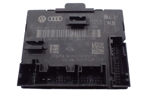 Audi A5 8T драйвер двері 8T0959793P