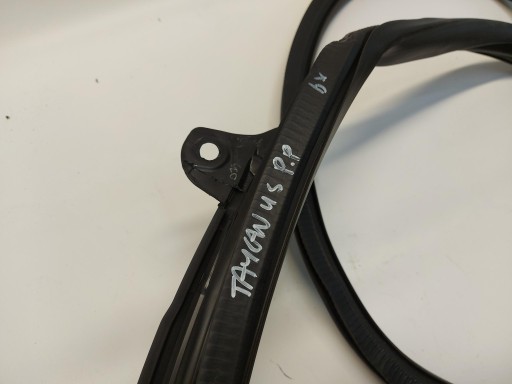 Porsche Taycan 4S 9J1 2021r gasket right front