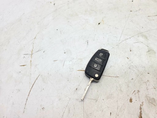 key PILOT SCYZORYK AUDI A1 8X Q3 8U 8X0837220D 5/26