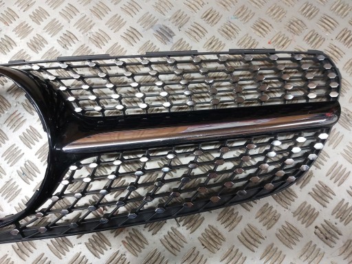 grille MERCEDES CLA SVAROWSKI 2013R->