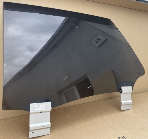 4M8845025B, - Двойное стекло заднее левое audi q8 4m8845025b как новое оригинал 2020