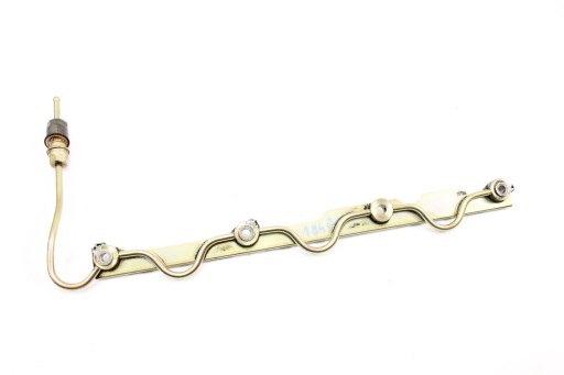 Nissan navara d22 2.5 di переливи паливної трубки