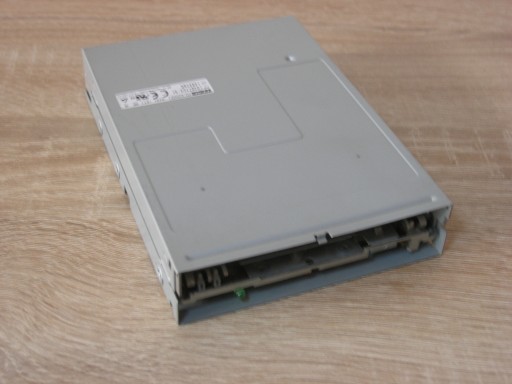 TEAC FD-235HF z dell Optiplex GX260