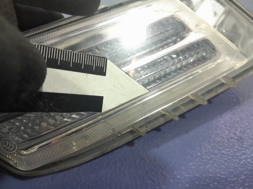 VOLVO XC60 and light DO running daytime LED left 89068027-F