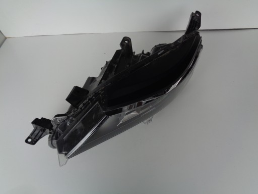 light left REFLEKTOR MITSUBISHI L200 19
