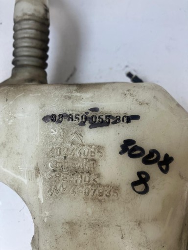 washer fluid tank PEUGEOT 3008 and 9685005580