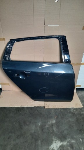 Правая задняя дверь volvo v60 10-18r