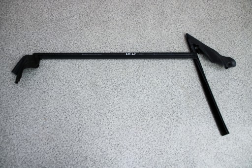 BMW 8 G14 G15 gasket door windows left front