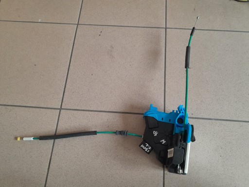 81410-A6100 81410A6100 - HYUNDAI I30 II 2012-17 замок дверей задній задній лівий