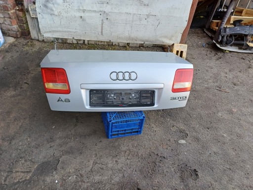 AUDI A8 D3 trunk door boot SREBRNA LY7W ( without of lights)