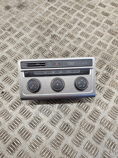 VW PASSAT B8 PANEL rešetka ventilacije klimatizacije 5G0907426T NR M810