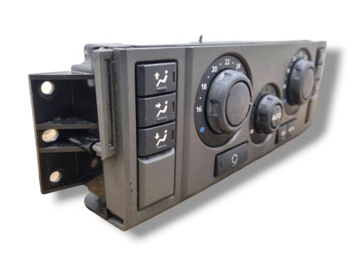 control panel of the air conditioning Land Rover Discovery 3 L319 2007 JFC500930