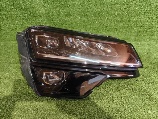 REFLEKTOR right front SKODA KOROQ FULL LED NR.1196