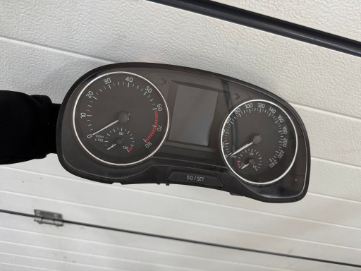 SKODA FABIA III LIFT 1.2 TSI dials clock dials 6V0920740C EUROPA