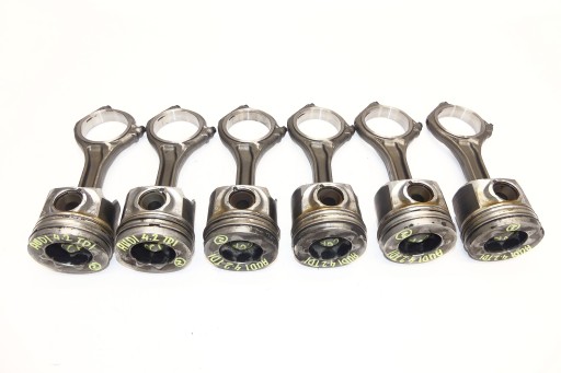 83L82 057F - AUDI Q7 4L 4.2 TDI CCF поршень + шатун