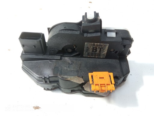 OPEL INSIGNIA A lock door right rear part 13579556 BT