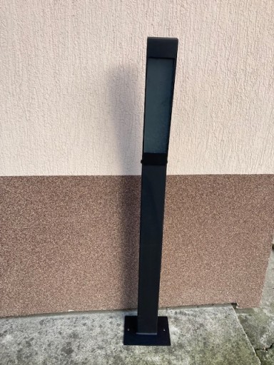 Lampa ogrodowa stojąca P100