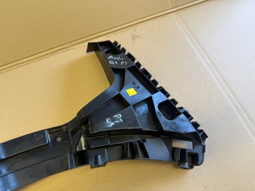 AUDI Q3 8U LIFT Support Support plaque Pare choc Droite Arrière 8U0807454B