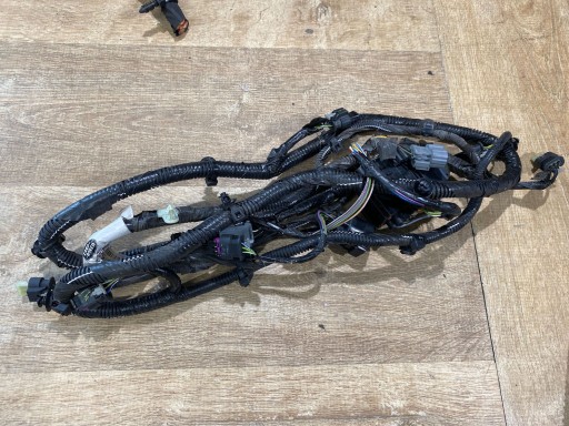 GK6215B484DA - Ремень заднего бампера range rover l494 hk62-15b484-da