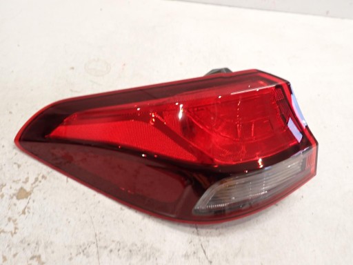 Ліхтар задній лівий hyundai i30 iii fastback 17- 92401-g4200