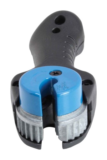 РЕЗАК ДЛЯ ТОРМОЗНЫХ ШЛАНГОВ С ХРАПОВЫМ МЕХАНИЗМОМ