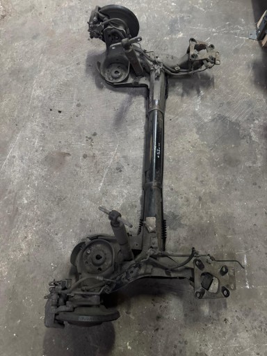 Комплект подвески балки заднего моста combo e 2019-2025 berlingo iv partner iv