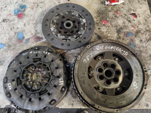 RENAULT LAGUNA II 2.0T wheel flywheel pressure plate disc