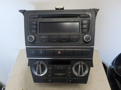 AUDI A3 II 8P RADIO console 2DIN PANEL 8P0035195P