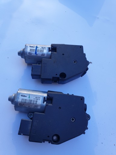 ДВИГУН ЛЮКА 1717822B