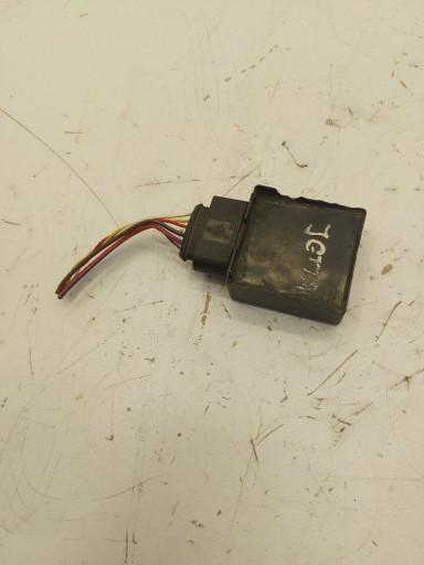 VW PASSAT B8 AUDI Q3 LEON III Module Unité de contrôle POMPY Carburant 5Q0906121F