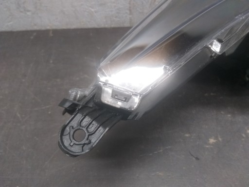 light front left TOYOTA COROLLA E21 HB KOMBI FULL LED 81150-02S80