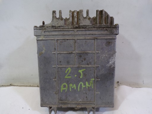 computer control unit of the engine VOLKSWAGEN TRANSPORTER T4 2.5 TDI 074906021L