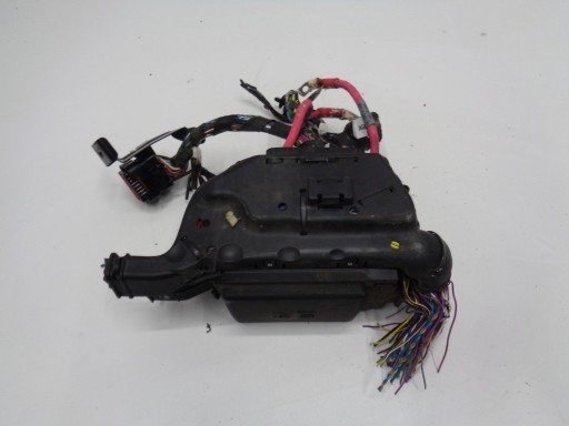 JAGUAR XE X760 2.0 D MODULE FUSIBLES