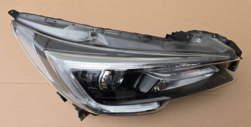Subaru Legacy Outback 2018-2020 front light right
