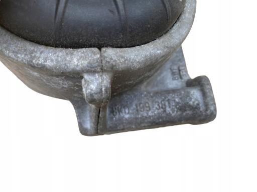 AUDI 2.0 TDI engine mount 8K0199381