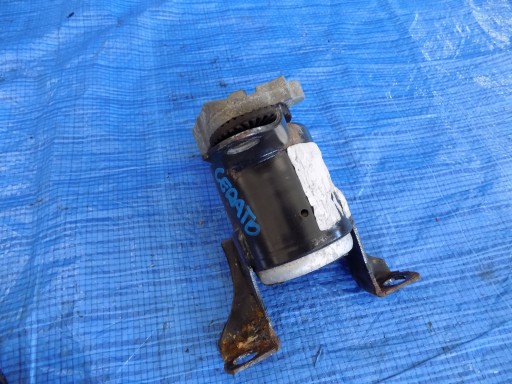 airbag engine mount KIA CERATO 2,0 CRDI 04-08R 8v516f012 bh
