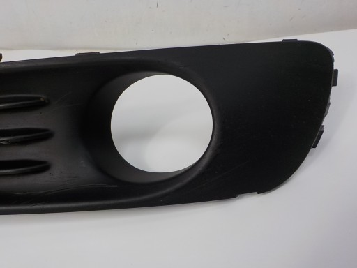 SUBARU LEGACY IV grid of a bumper fog lights left 57731AG630