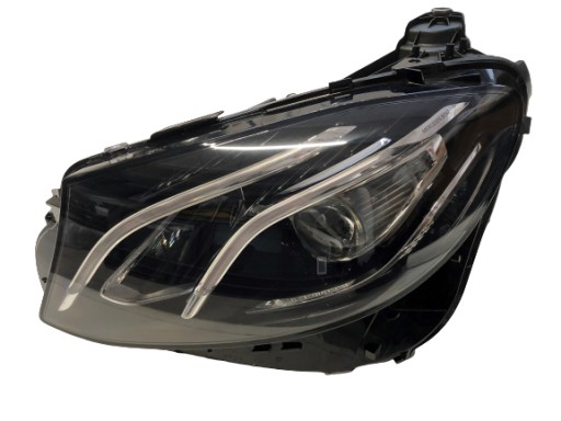 Мерседес ЛАМПА Е КЛАСУ W213 213 A2139067706