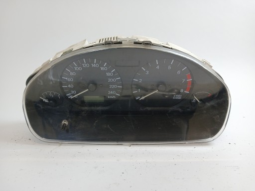MITSUBISHI CARISMA 1.6 műszeróra műszeróra MR308402