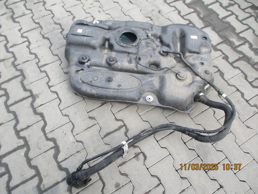 spremnik goriva rezervoar rezervoar TOYOTA RAV 4 V 77111-42130