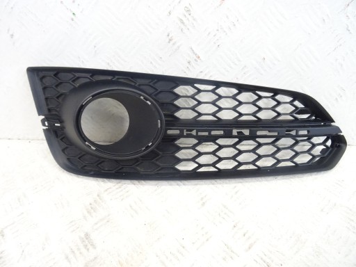 grid of a bumper front front right AUDI A8 S8 D4 4H 4H0807680AB
