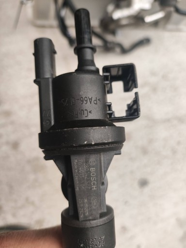 BMW X1 F48 F40 F45 B46 B48 F48 ventil ODPOWIETRZANIA 13907614013 7614013