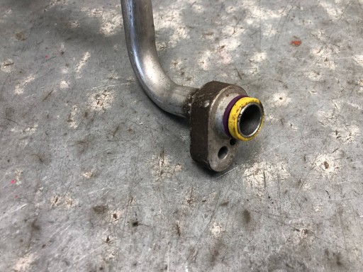 vedení klimatizaci AUDI A4 B7 8E1260712AC